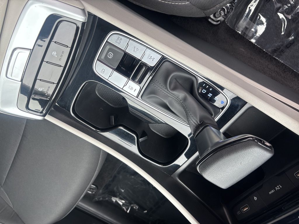 Thumbnail: 2024 Hyundai Tucson - 6