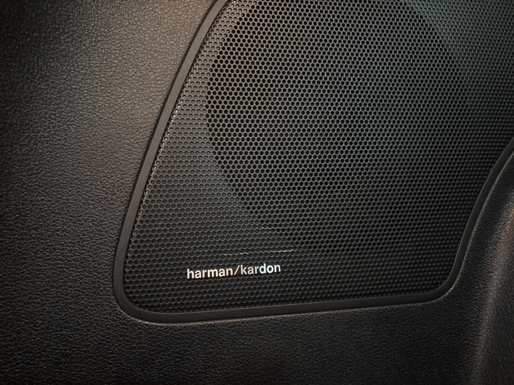 Thumbnail: 2023 Hyundai Santa Fe - 33