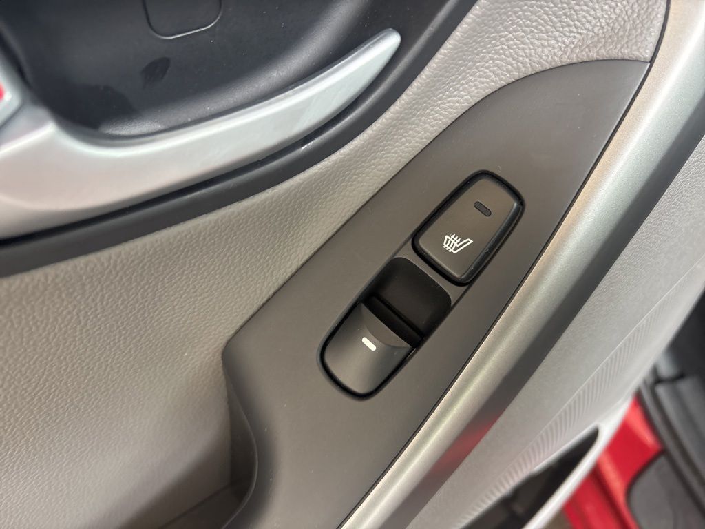Thumbnail: 2015 Hyundai Elantra - 27