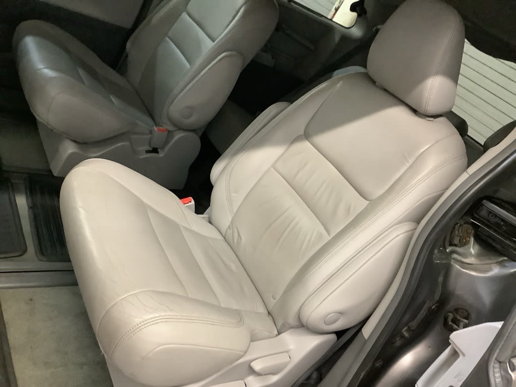2019 Toyota Sienna XLE Premium 34