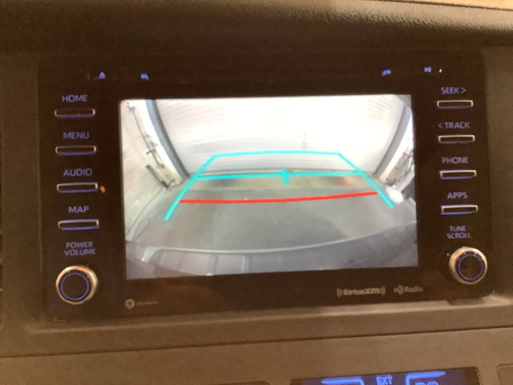 2019 Toyota Sienna XLE Premium 28