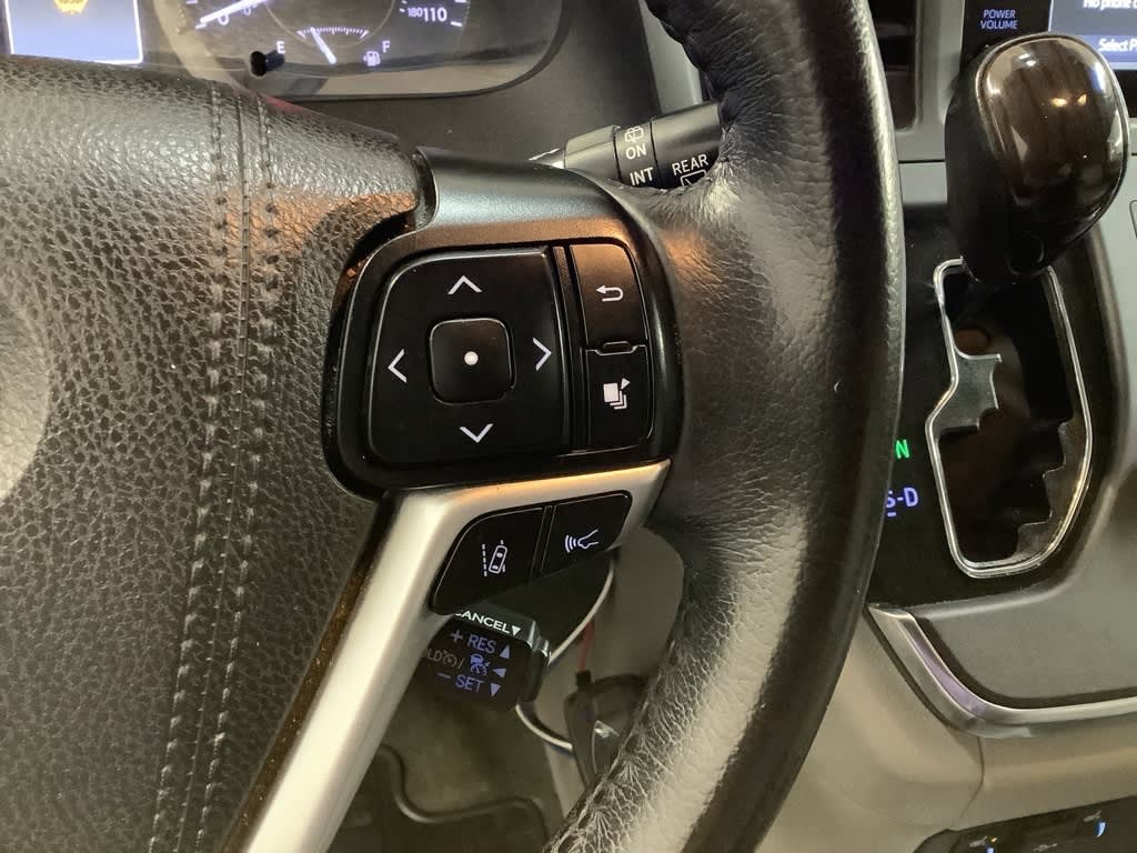 2019 Toyota Sienna XLE Premium 26