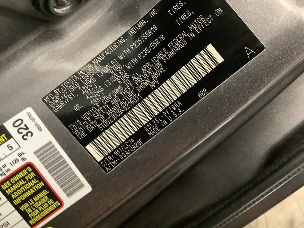 2019 Toyota Sienna XLE Premium 18
