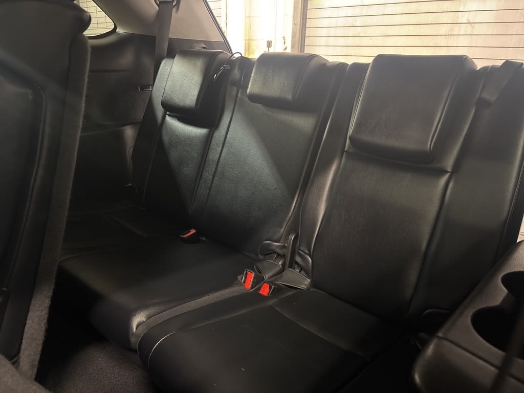 Thumbnail: 2019 Toyota Highlander - 32