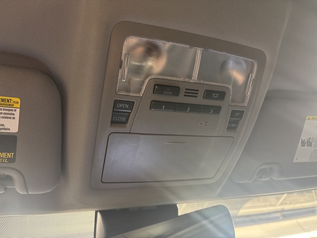 Thumbnail: 2019 Toyota Highlander - 28