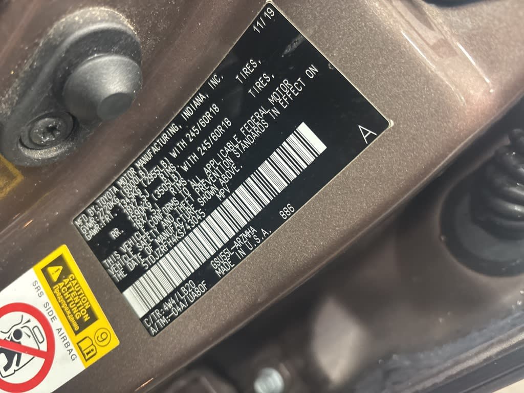 Thumbnail: 2019 Toyota Highlander - 19