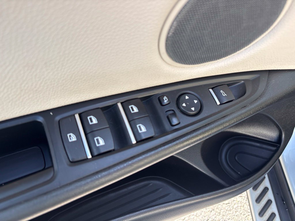Thumbnail: 2016 BMW X5 - 10