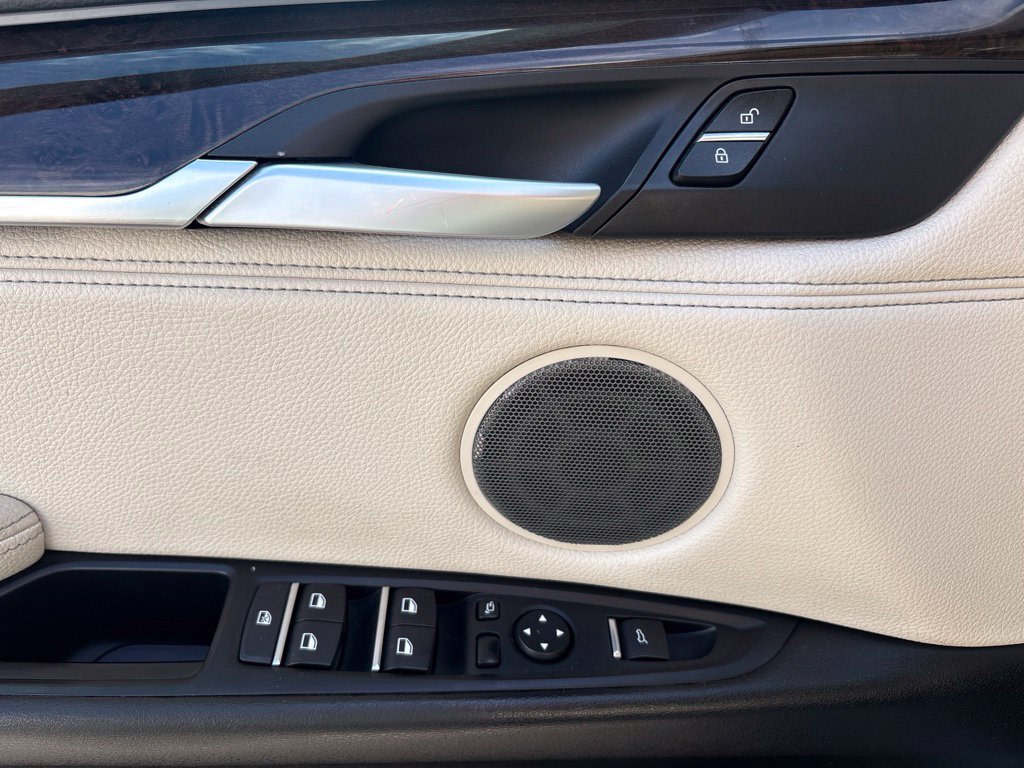 Thumbnail: 2016 BMW X5 - 11