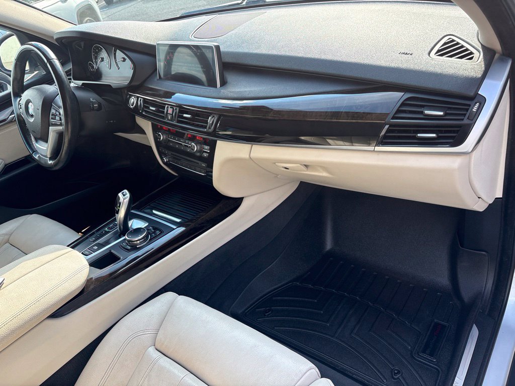 Thumbnail: 2016 BMW X5 - 12