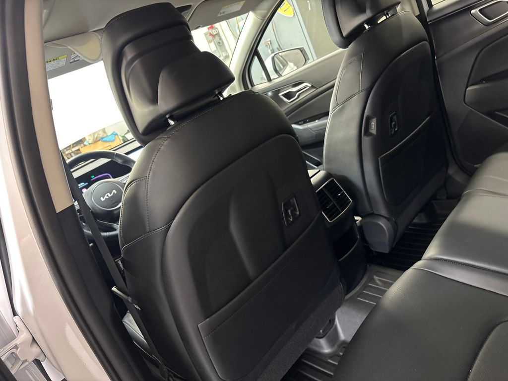Thumbnail: 2024 Kia Sportage - 11