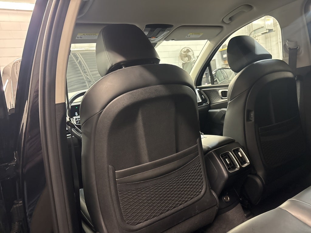 Thumbnail: 2024 Kia Sorento - 11