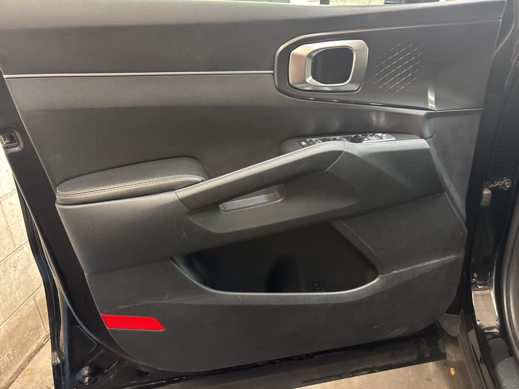 Thumbnail: 2024 Kia Sorento - 22