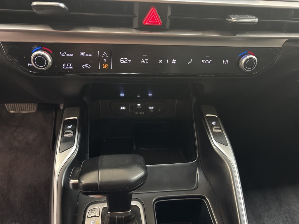 Thumbnail: 2024 Kia Sorento - 26