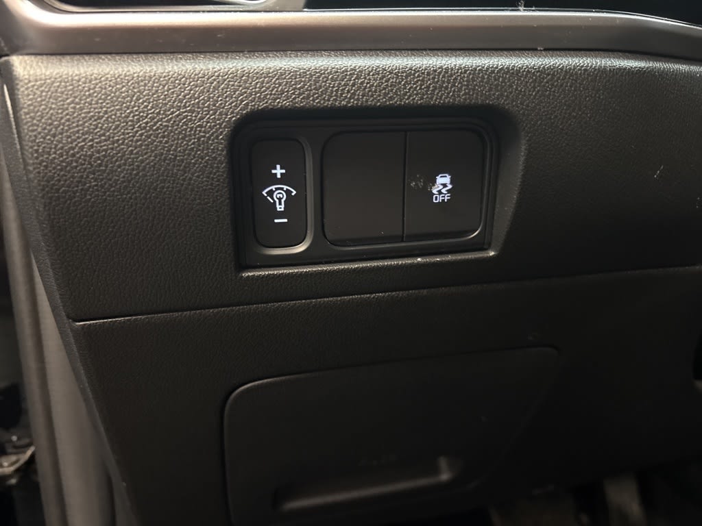 Thumbnail: 2024 Kia Sorento - 24