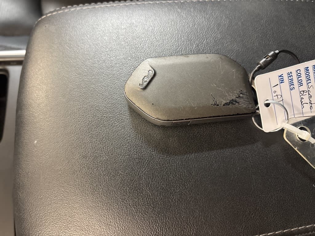 Thumbnail: 2024 Kia Sorento - 18