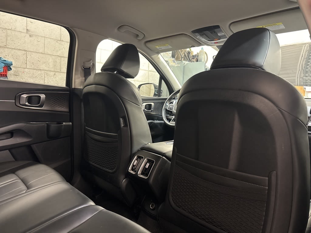 Thumbnail: 2024 Kia Sorento - 41