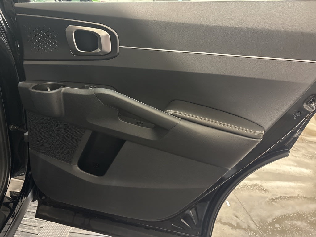 Thumbnail: 2024 Kia Sorento - 39