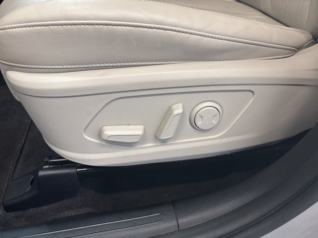 Thumbnail: 2022 Kia Sorento - 24