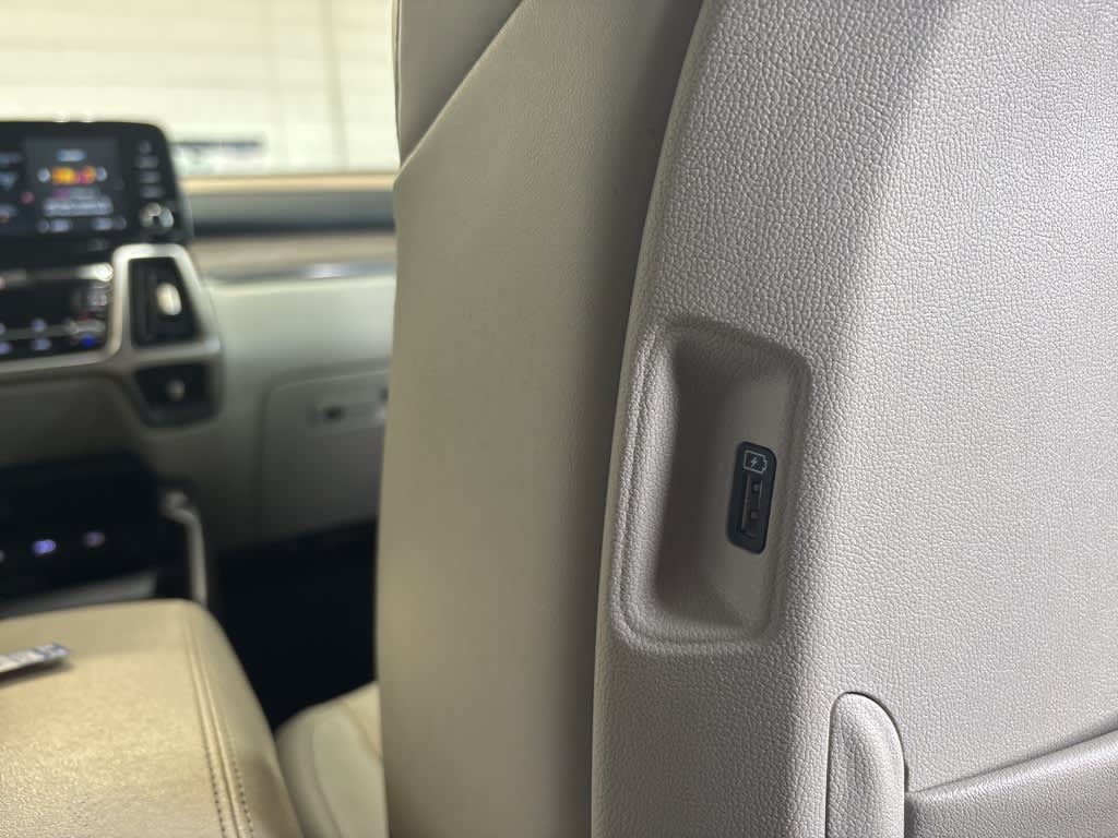 Thumbnail: 2022 Kia Sorento - 47