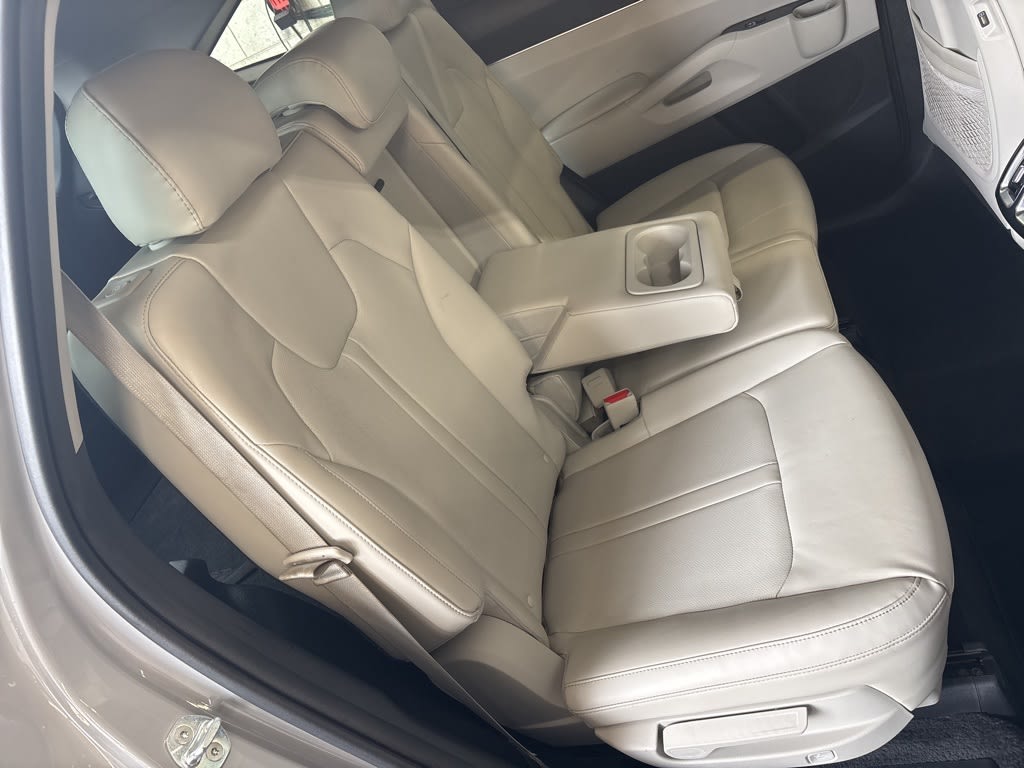 Thumbnail: 2022 Kia Sorento - 45