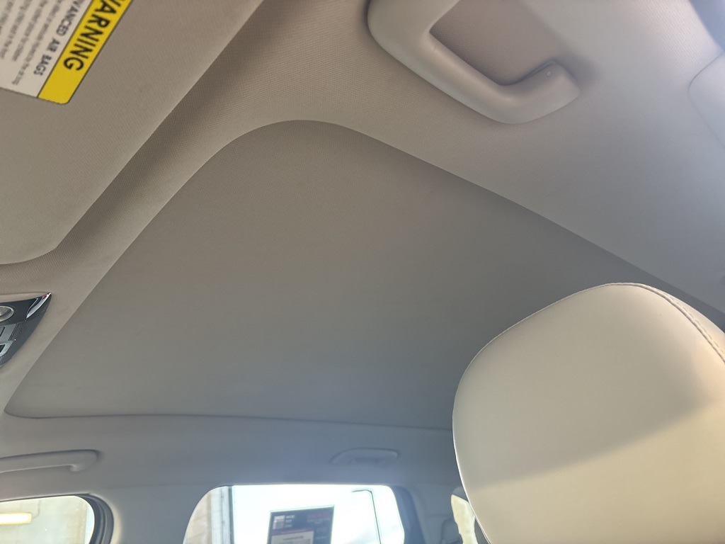 Thumbnail: 2022 Kia Sorento - 36