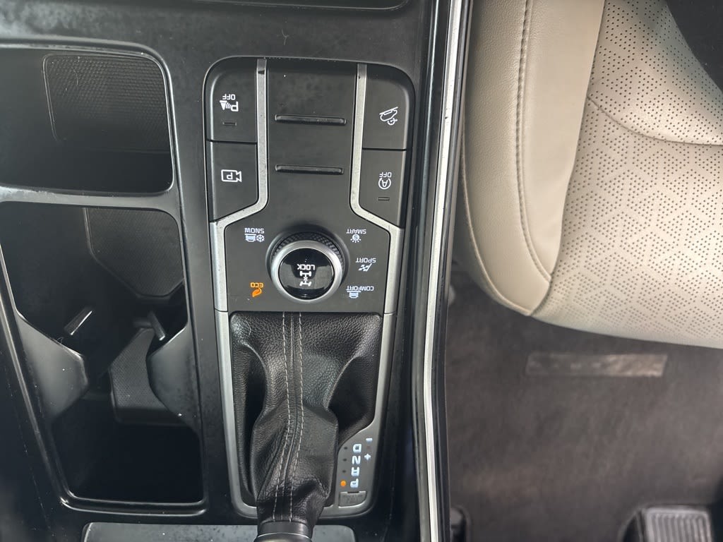 Thumbnail: 2022 Kia Sorento - 32