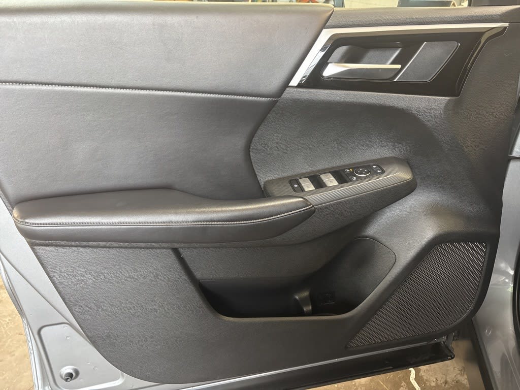 Thumbnail: 2022 Mitsubishi Outlander - 20