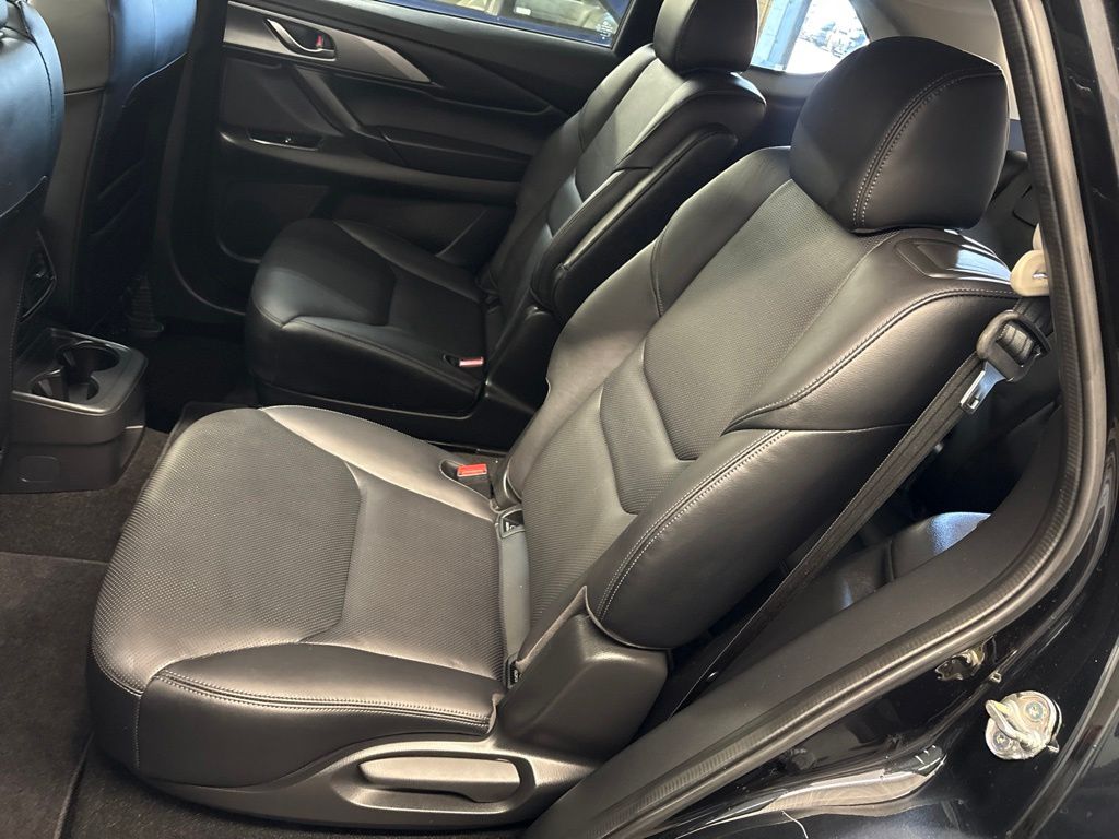 Thumbnail: 2023 Mazda CX-9 - 31