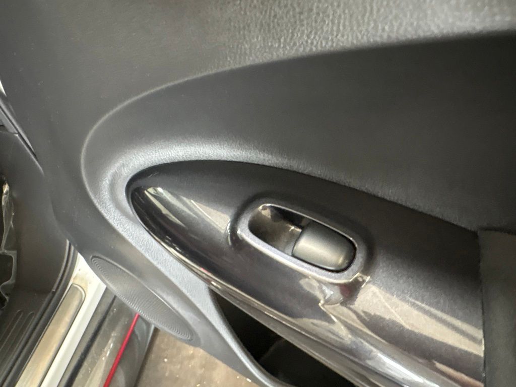 Thumbnail: 2014 Nissan Juke - 36