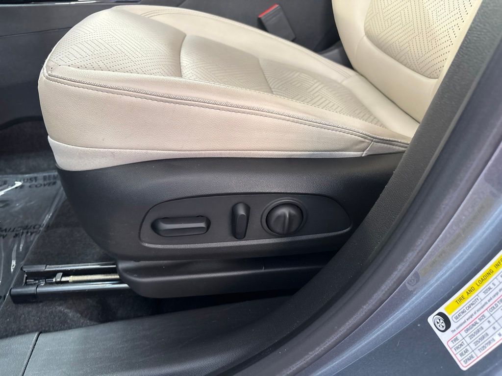 Thumbnail: 2022 Buick Encore GX - 27