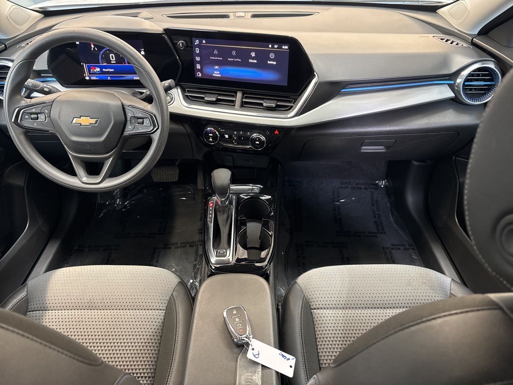 Thumbnail: 2025 Chevrolet Trax - 11
