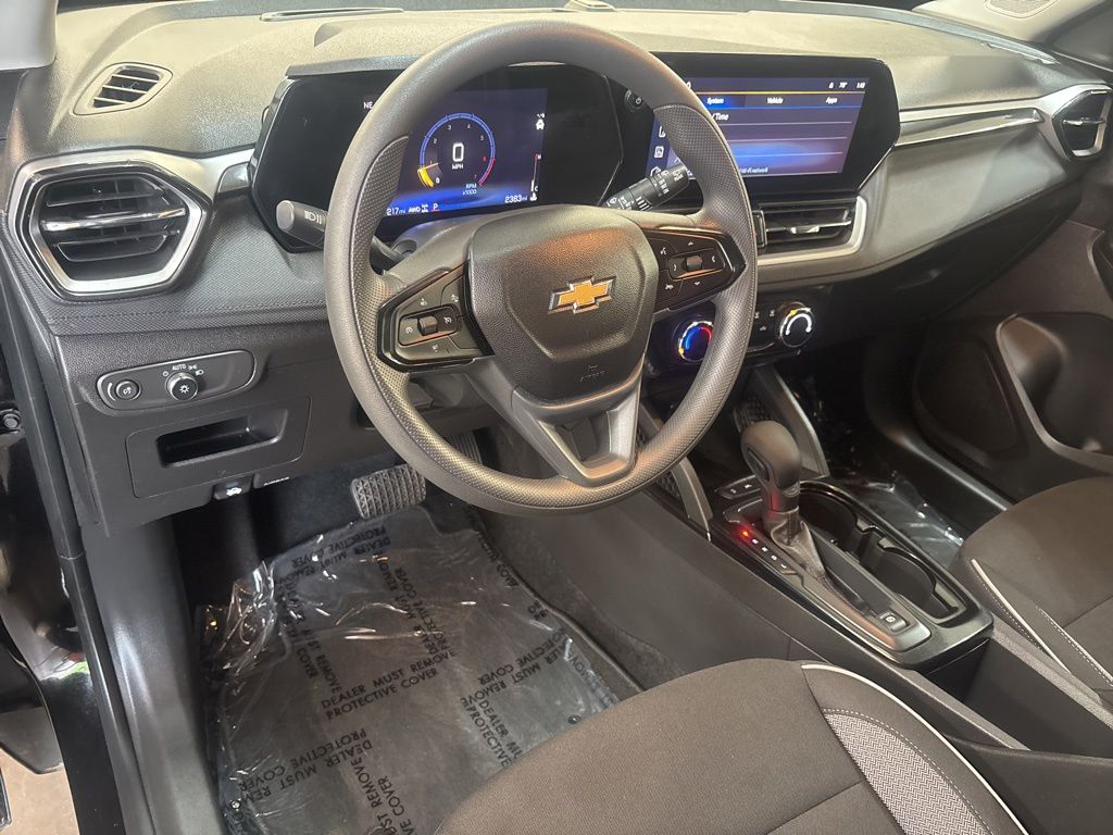 Thumbnail: 2026 Chevrolet TrailBlazer - 2