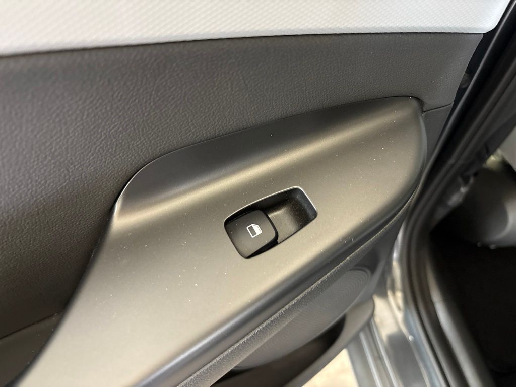 Thumbnail: 2019 Hyundai Kona - 35