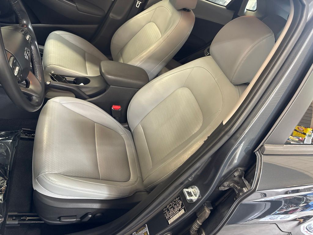 Thumbnail: 2019 Hyundai Kona - 9