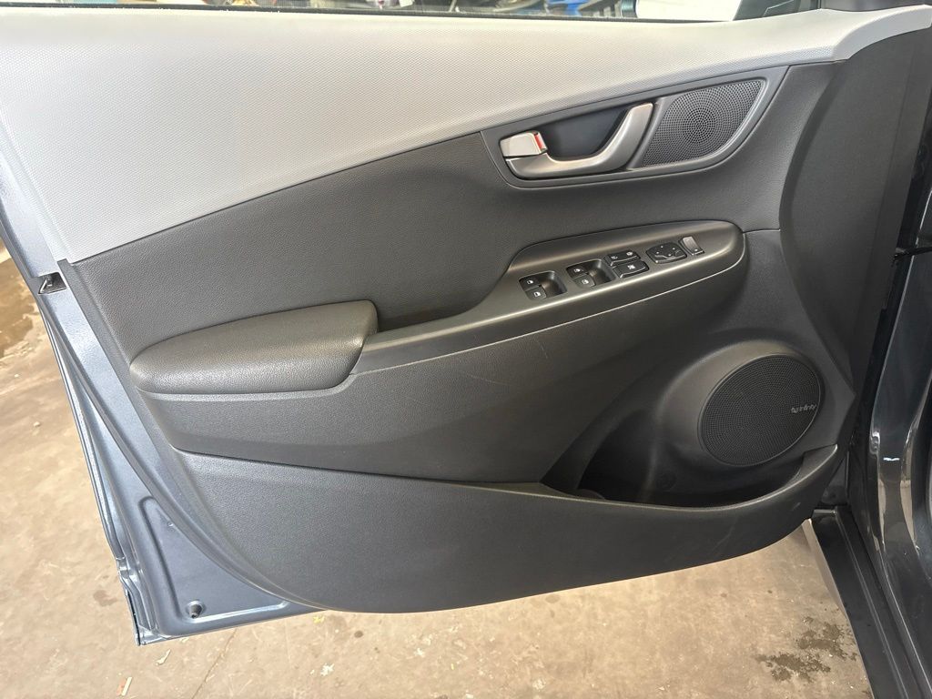 Thumbnail: 2019 Hyundai Kona - 21