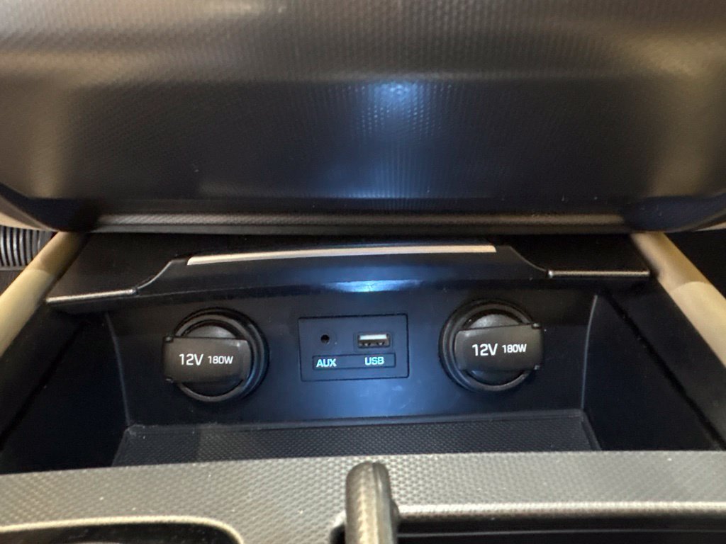 Thumbnail: 2015 Hyundai Genesis - 28