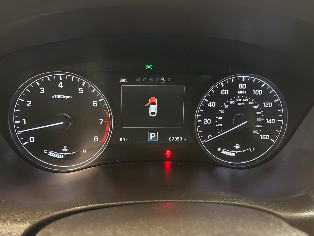 Thumbnail: 2015 Hyundai Genesis - 15