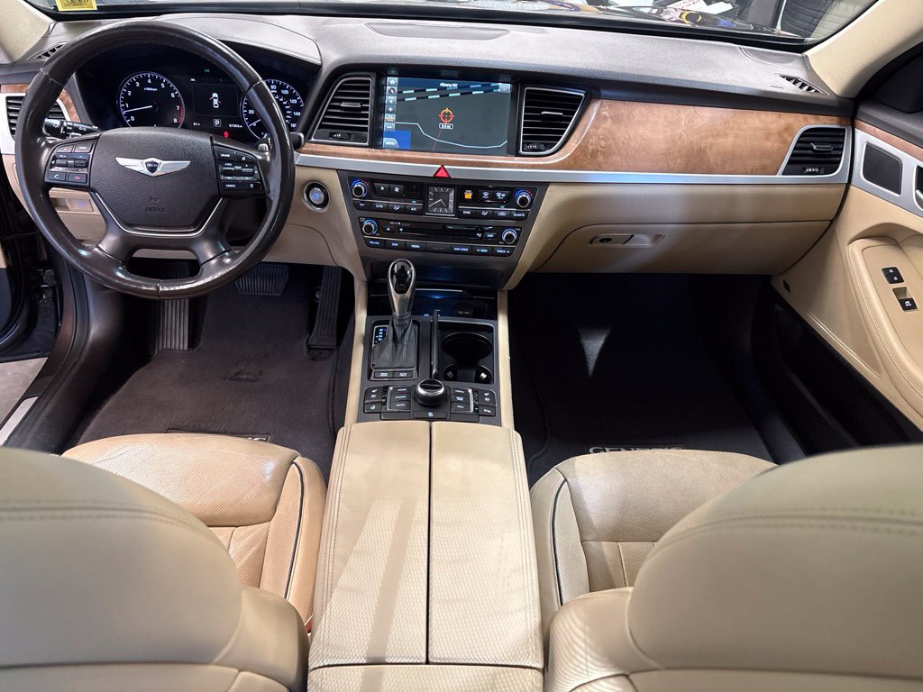 Thumbnail: 2015 Hyundai Genesis - 12