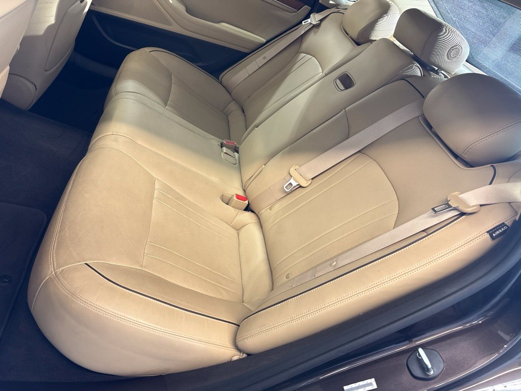 Thumbnail: 2015 Hyundai Genesis - 36