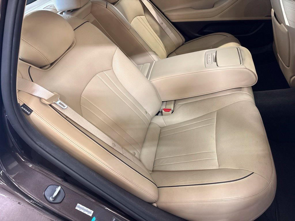 Thumbnail: 2015 Hyundai Genesis - 5
