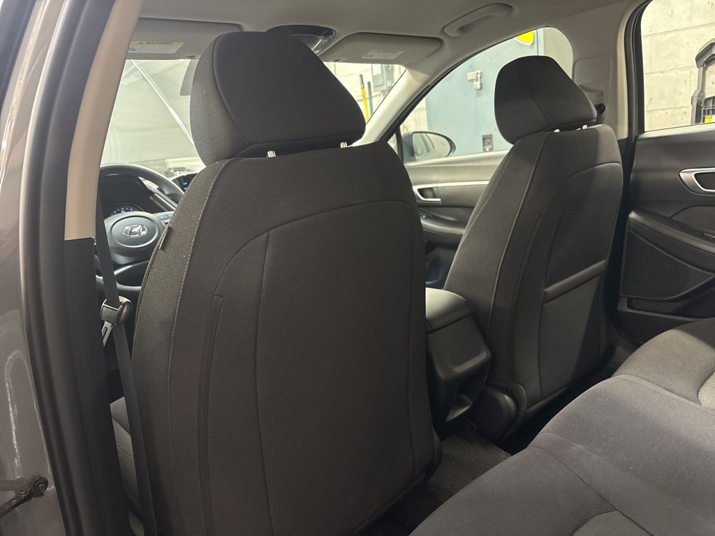 Thumbnail: 2023 Hyundai Sonata - 10