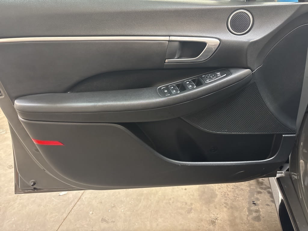 Thumbnail: 2023 Hyundai Sonata - 21