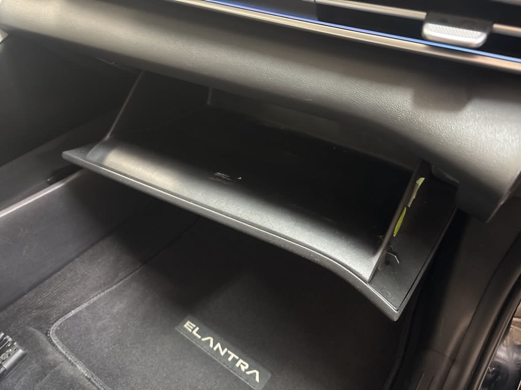 Thumbnail: 2024 Hyundai Elantra - 19