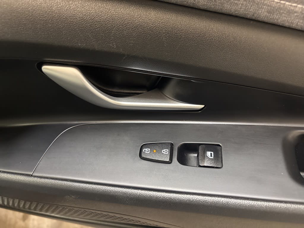 Thumbnail: 2024 Hyundai Elantra - 40