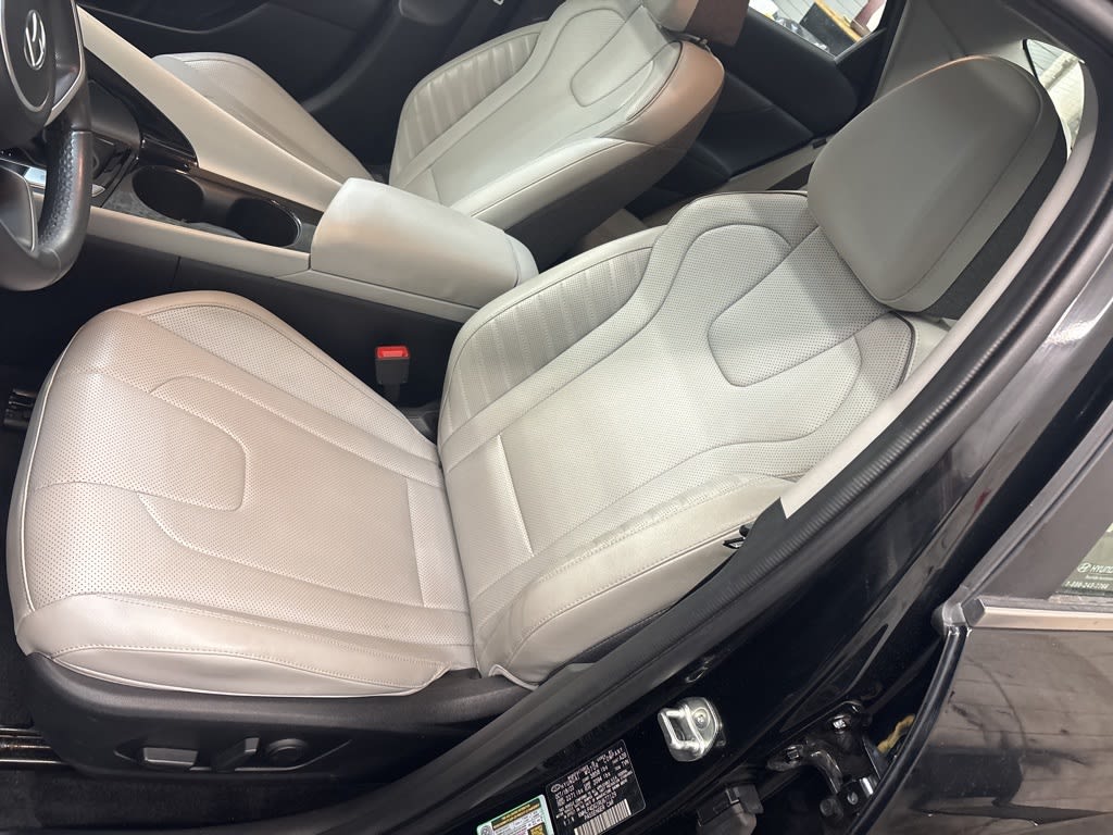 Thumbnail: 2024 Hyundai Elantra - 9