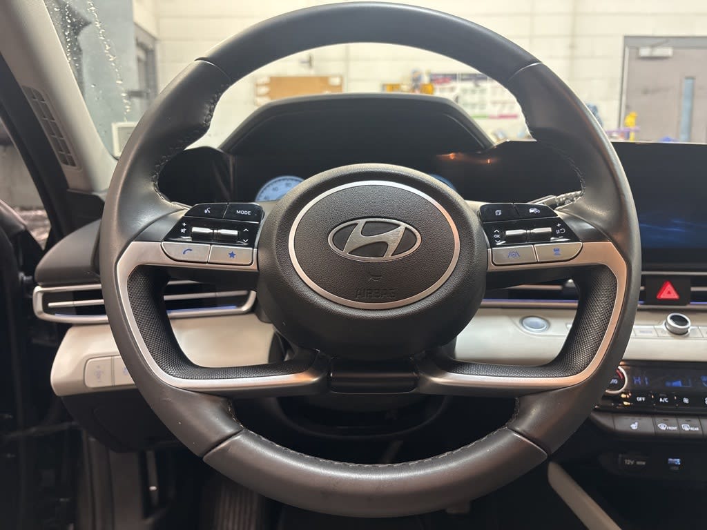 Thumbnail: 2024 Hyundai Elantra - 8