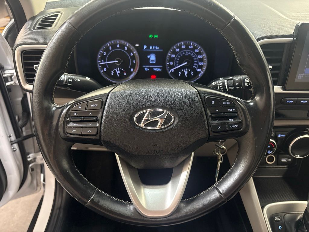 Thumbnail: 2022 Hyundai Venue - 7