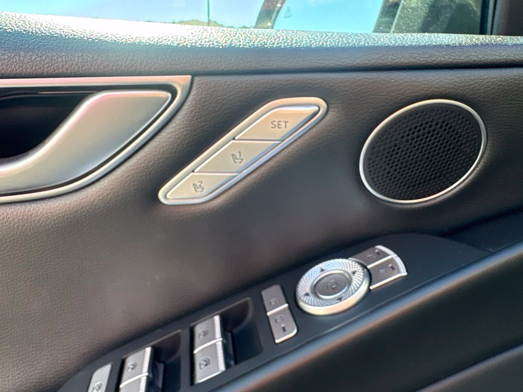 Thumbnail: 2023 Genesis G80 - 23