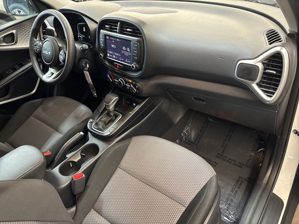 Thumbnail: 2024 Kia Soul - 11