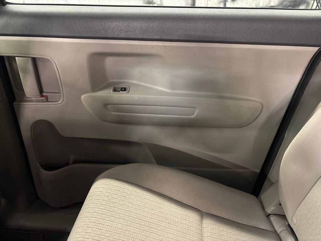 Thumbnail: 2018 Kia Sedona - 30